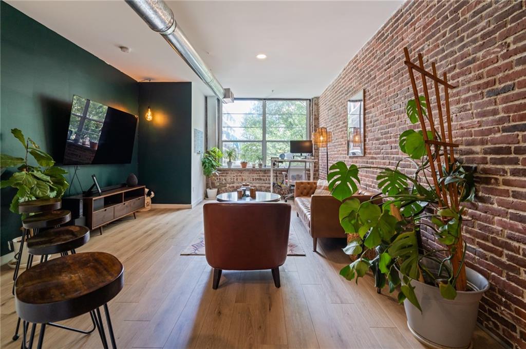800 Peachtree Street NE 8429
