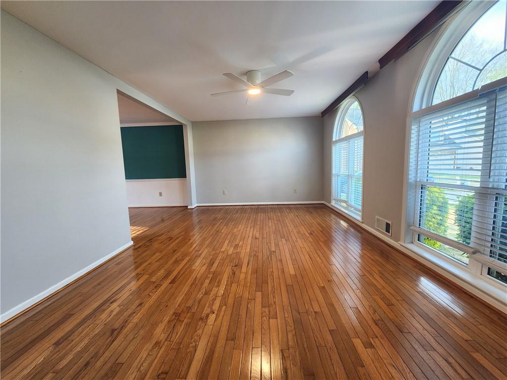 2875 Oak Meadow Drive, Snellville, Georgia image 12