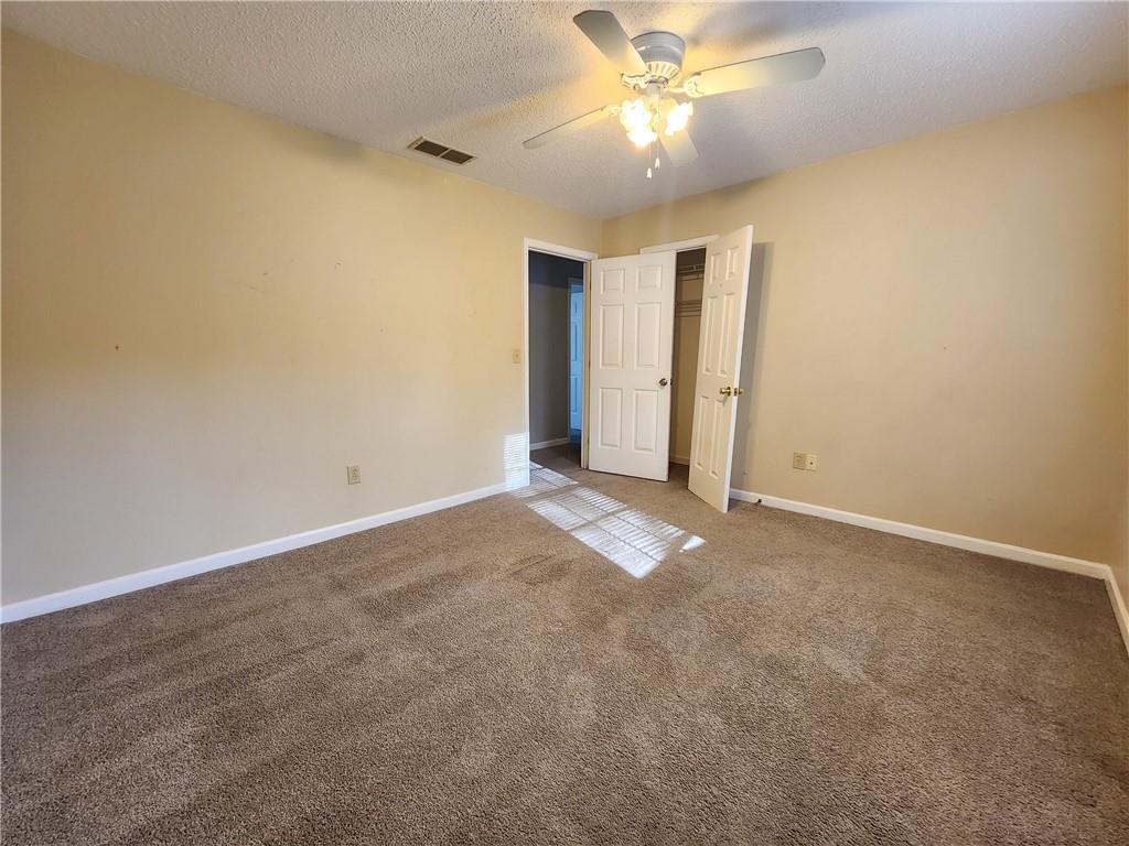 2875 Oak Meadow Drive, Snellville, Georgia image 27
