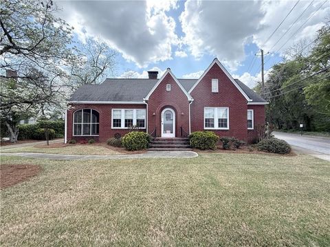 Homes For Sale - 906 N Main Street<br/> Conyers, GA 30012