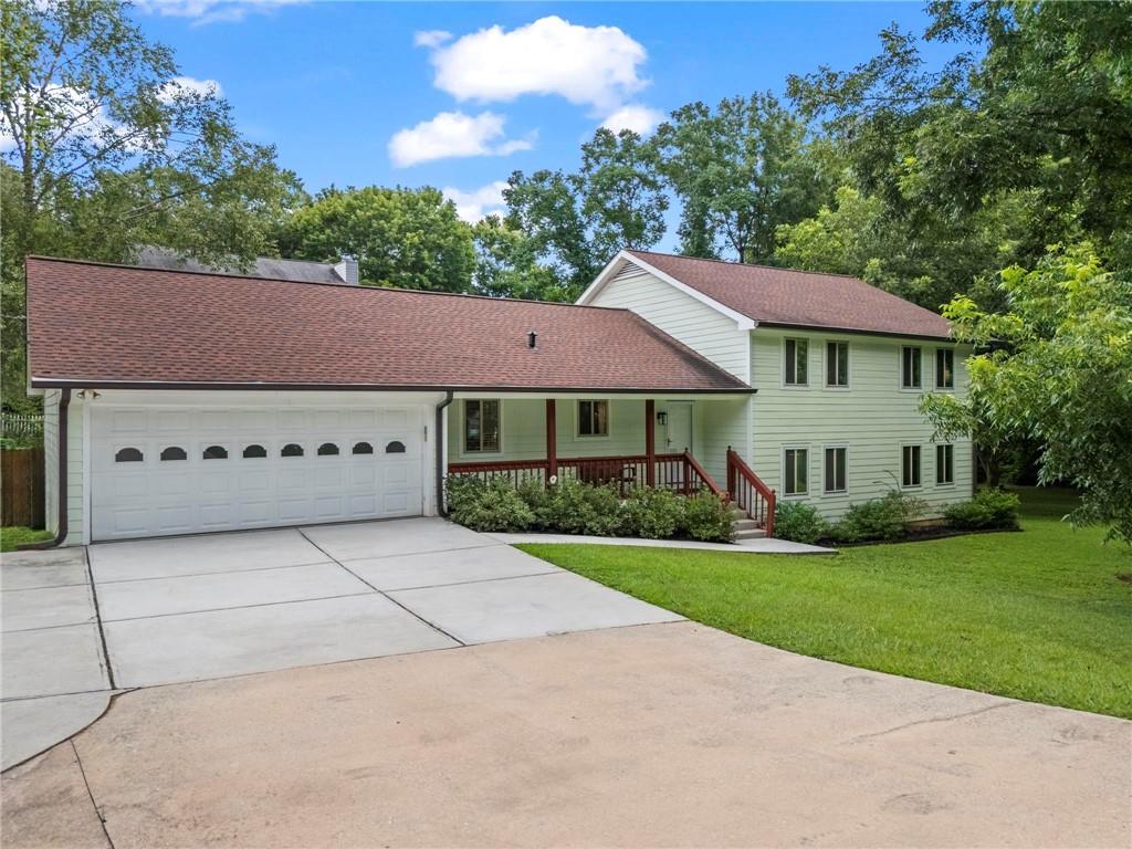 For the first time in a generation, this move-in ready split-level gem is available—and it’s everything you've been dreaming of! This stunning 4-bedroom, 3-bath home offers modern upgrades, open concept living, and rare flexibility with TWO primary en suites—perfect for multi-generational living or hosting with ease.
Step into the completely reimagined main level, renovated in 2021 to include a gorgeous quartz-topped kitchen island, sleek stainless steel appliances, and crisp white cabinetry. The layout flows seamlessly from the kitchen into the dining and living areas, ideal for entertaining or simply enjoying cozy everyday living.
Upstairs, discover three generously sized bedrooms with gleaming hardwood floors, custom closets, and fresh designer paint. One of the en suites is tucked here for privacy and comfort. Downstairs, fall in love with the versatile second living space—perfect as a home office, media room, gym, or guest suite—anchored by a stylish shiplap gas fireplace and recessed lighting. A second en suite bedroom is located here too, offering ideal separation of space.
Enjoy the outdoors year-round on the screened-in porch, or grill and unwind on the freshly stained deck overlooking the private, fenced backyard—even divided for pets or gardening!
Nestled between Historic Downtown Tucker and Norcross, you’ll be just minutes from Tucker Farmers Market, Main Street dining & local breweries, Heritage Golf Links, Lucky Shoals Park and Kelley Cofer Park with easy access to I-85, I-285, and Jimmy Carter Blvd. Also close to great private schools including GAC and St Pius. Optional Smoketree Swim and Recreation Club membership also available!
This home checks all the boxes for style, flexibility, and location. Don’t wait—opportunities like this don’t come around often!
