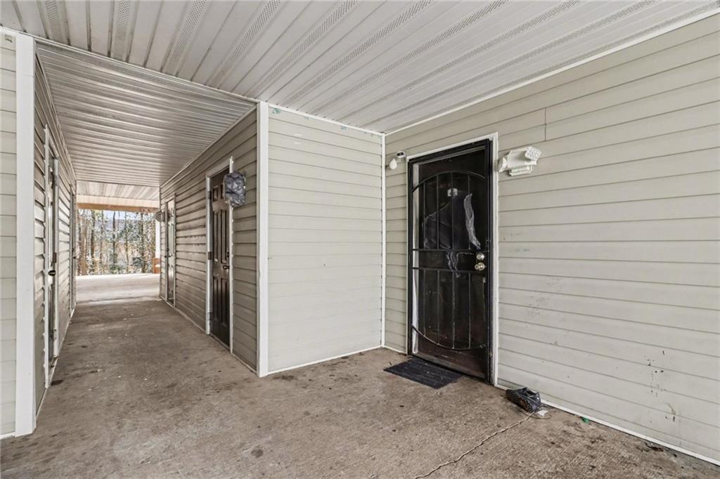 9102 Fairington Ridge Circle