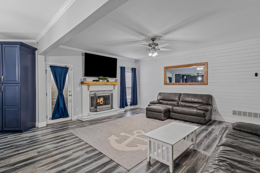 587 S New Salem Road, Griffin, Georgia image 9