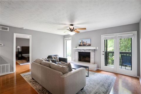 903 Tuxworth Circle Decatur GA 30033