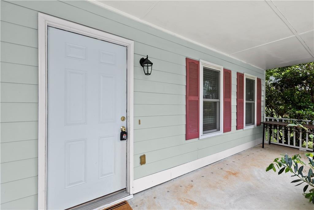 1700 English Ivey Lane NW