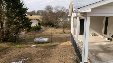 A home in Calhoun