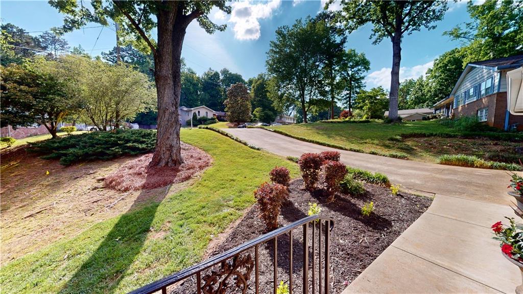 2590 Bentbrook Court
