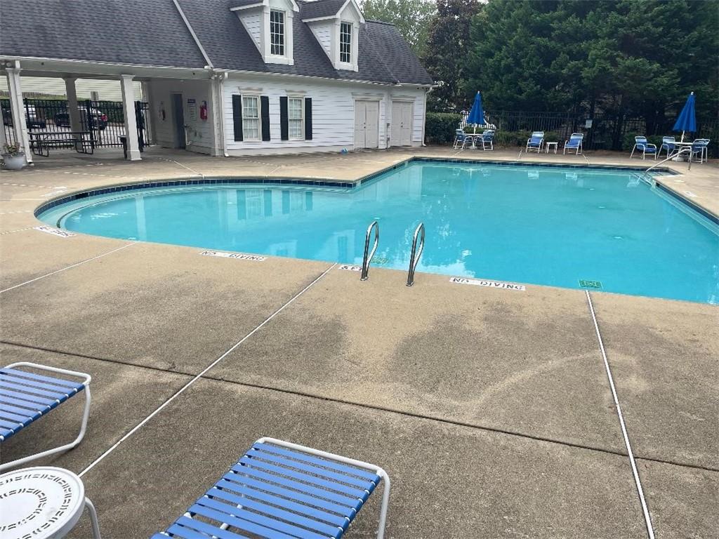 1748 Brown Circle