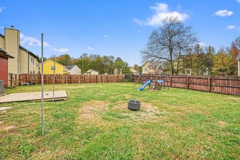 A home in Adairsville