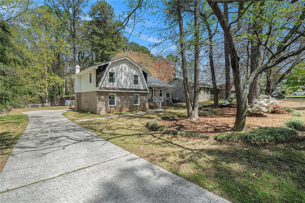 403 Red Oak Lane, Lawrenceville, Georgia image 1