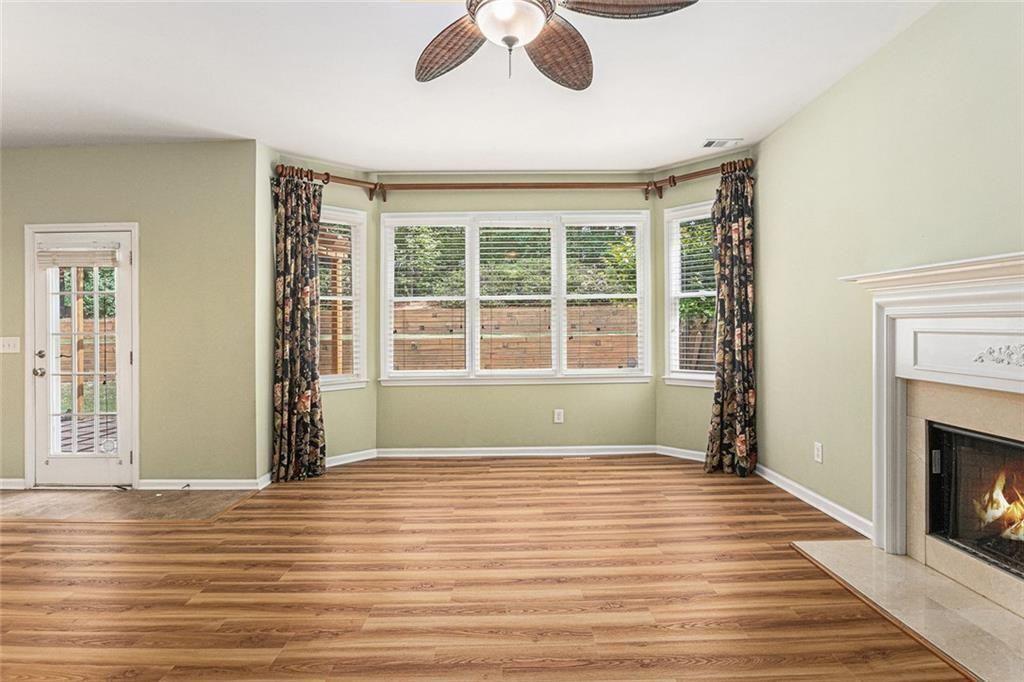 LONGPOINTE - Residential