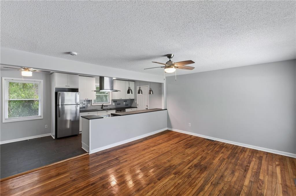 109 Ruzelle Drive SE