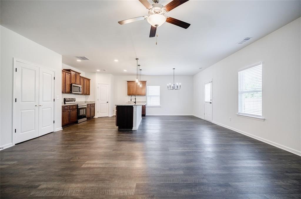 180 Oliver Drive, Locust Grove, Georgia image 7