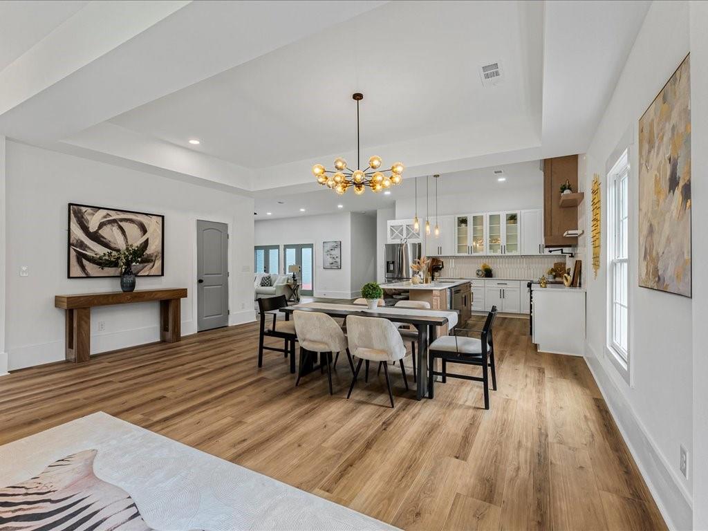 6515 Mountain Vista Court
