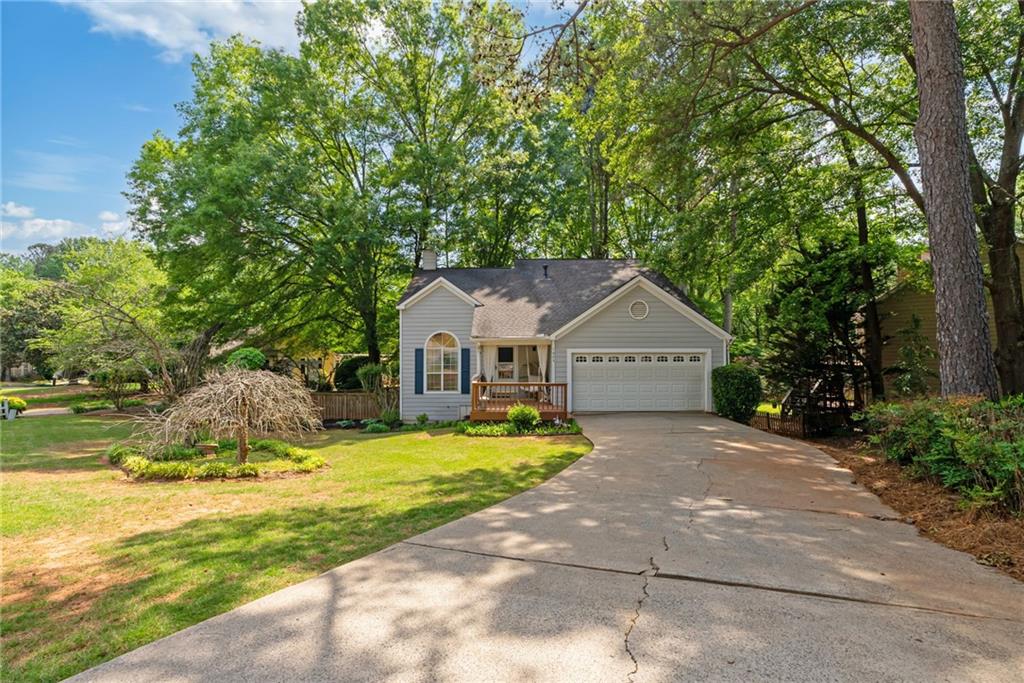 1025 Taylor Oaks Drive, Roswell, Georgia image 39