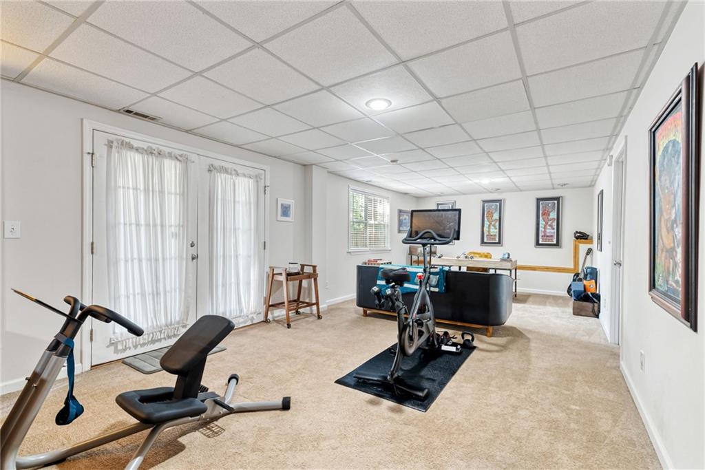 1025 Taylor Oaks Drive, Roswell, Georgia image 32
