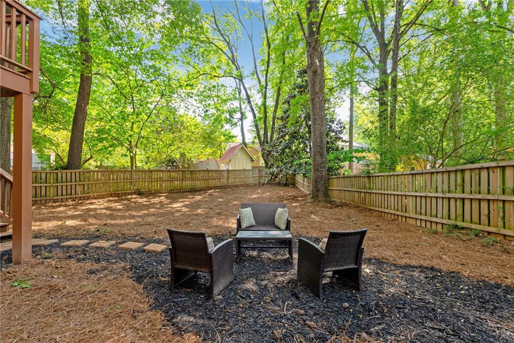 1025 Taylor Oaks Drive, Roswell, Georgia image 38