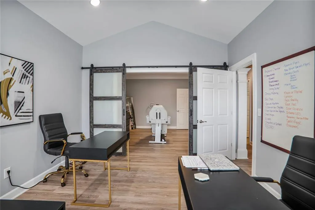 Roswell, Georgia 30076, United States, ,Commercial,Active,147814