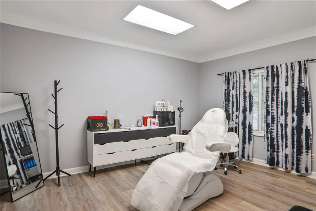 Roswell, Georgia 30076, United States, ,Commercial,Active,147814