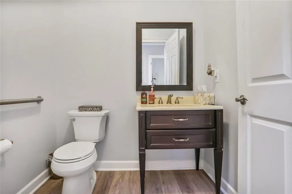 Roswell, Georgia 30076, United States, ,Commercial,Active,147814