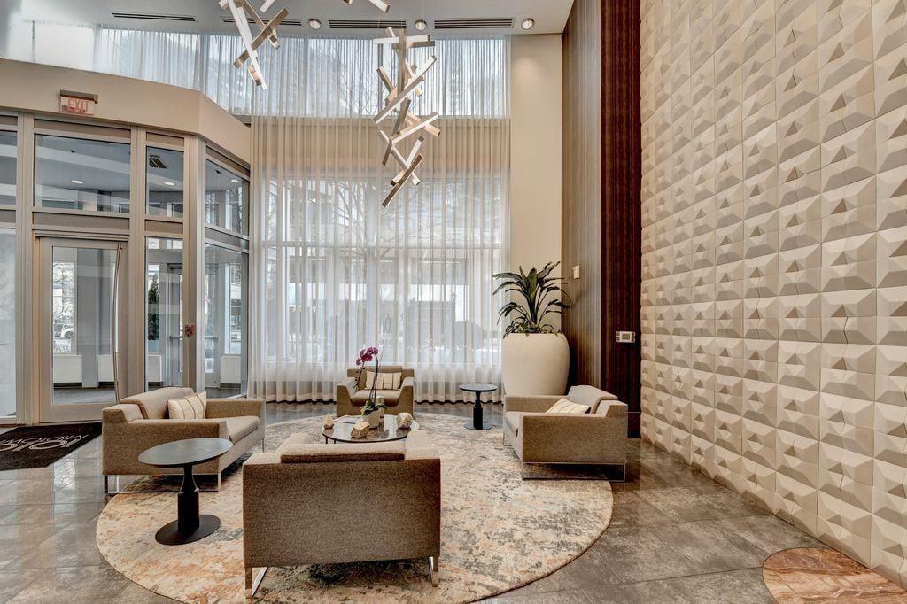 1080 Peachtree Street NE 703