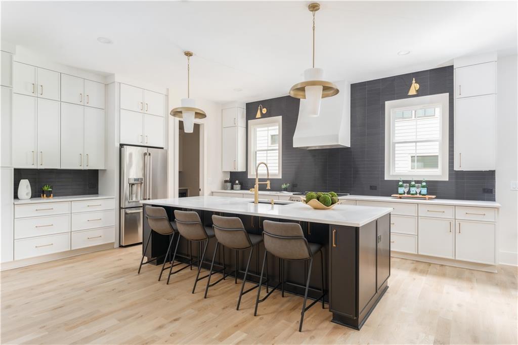 253 Rockyford Road, Atlanta, Georgia image 9