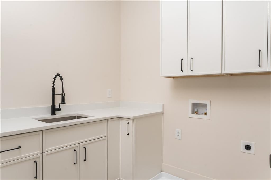253 Rockyford Road, Atlanta, Georgia image 32