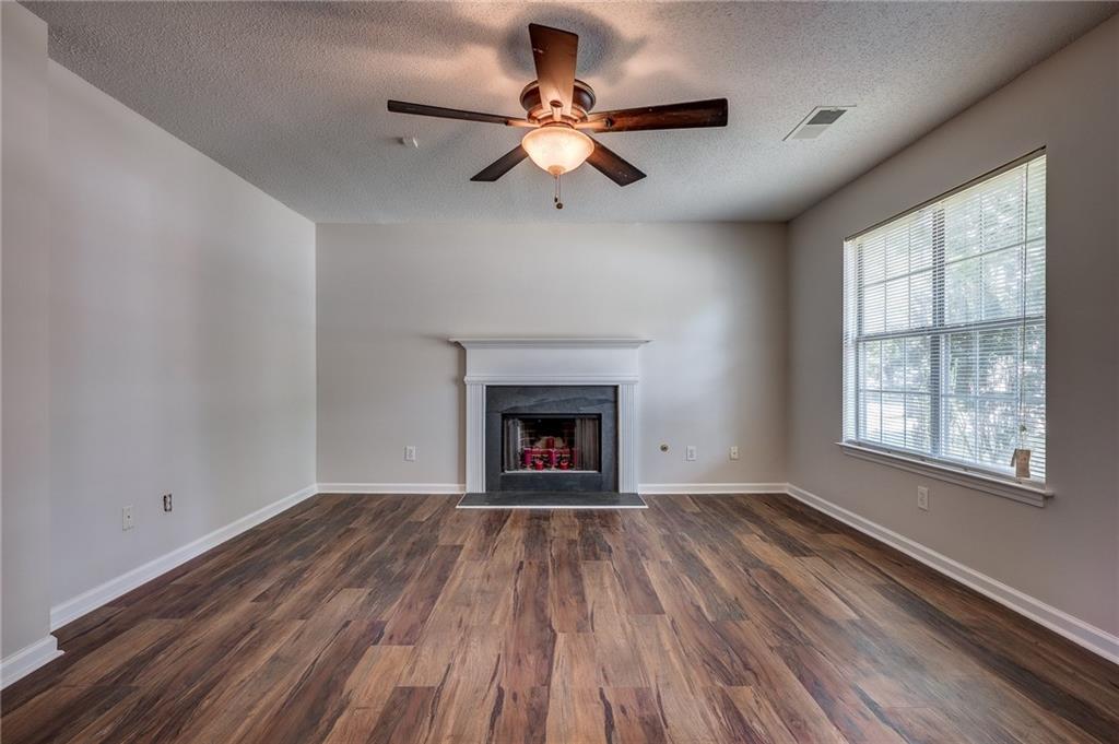 2118 Serenity Drive NW