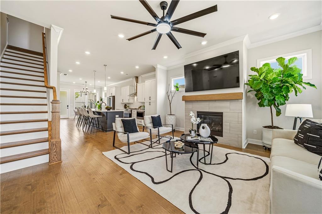 1053 Harvest Park Lane