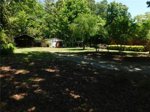 A home in Lilburn