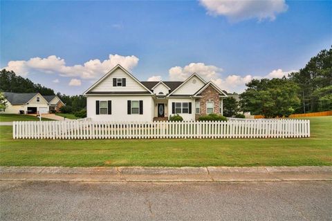 Homes For Sale - 501 Grace Court<br/> Temple, GA 30179