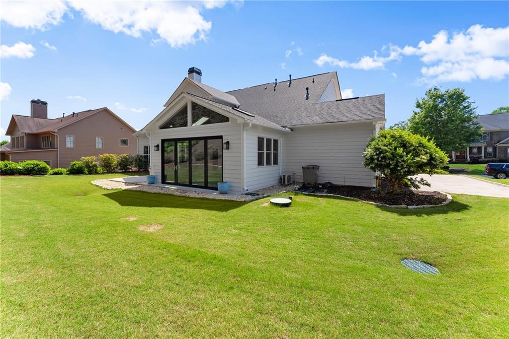 5875 Windjammer Point, Cumming, Georgia image 10