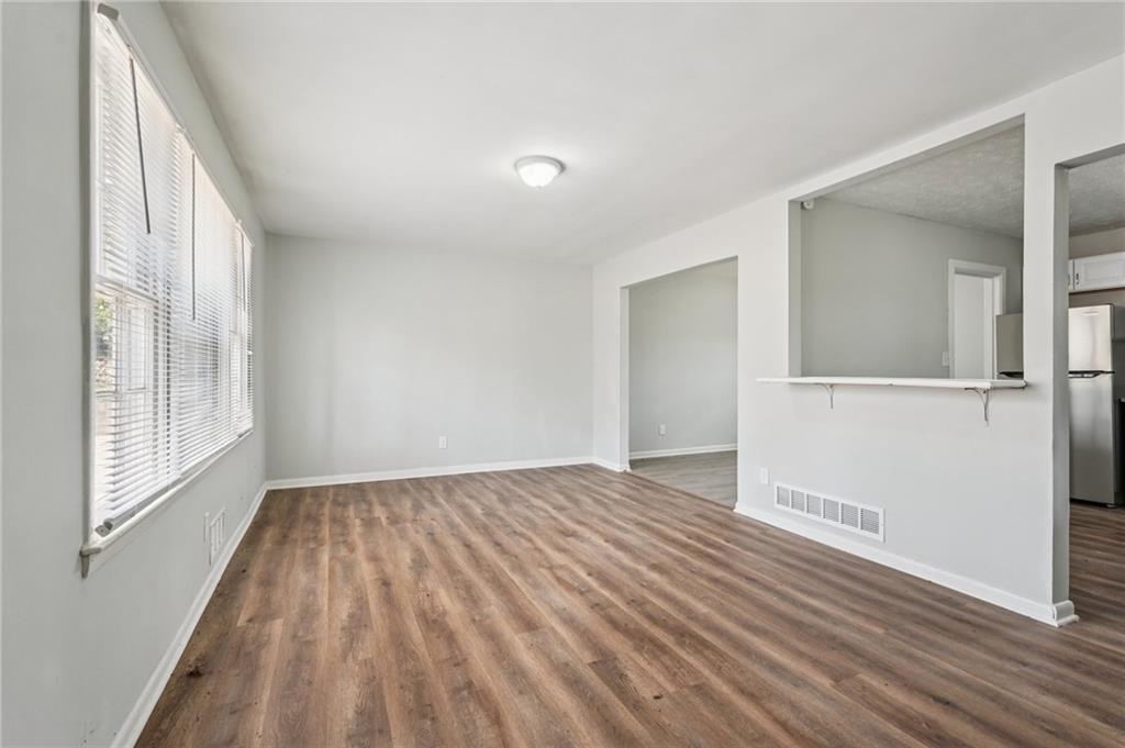 2491 Crestdale Circle SE