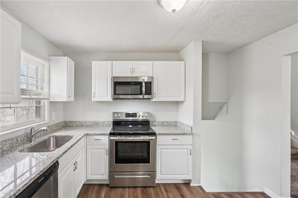 2491 Crestdale Circle SE