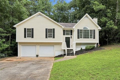 Homes For Sale - 195 Ashbury Court<br/> Paulding County, Dallas, GA 30157