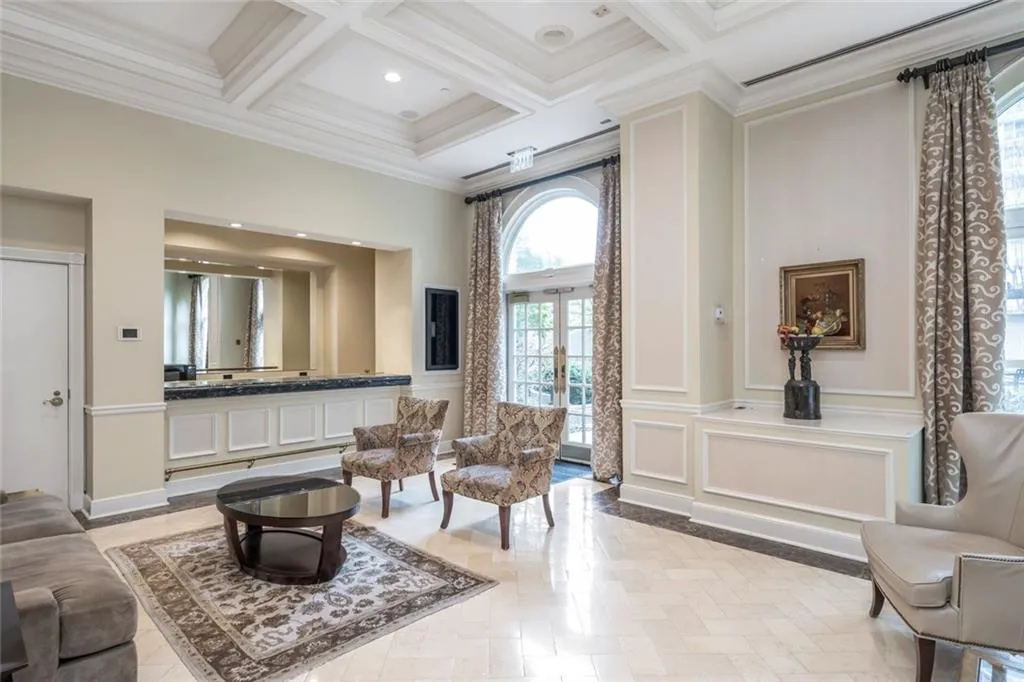 Atlanta, Georgia 30309, United States, 2 Bedrooms Bedrooms, ,2 BathroomsBathrooms,Residential,Active,184954