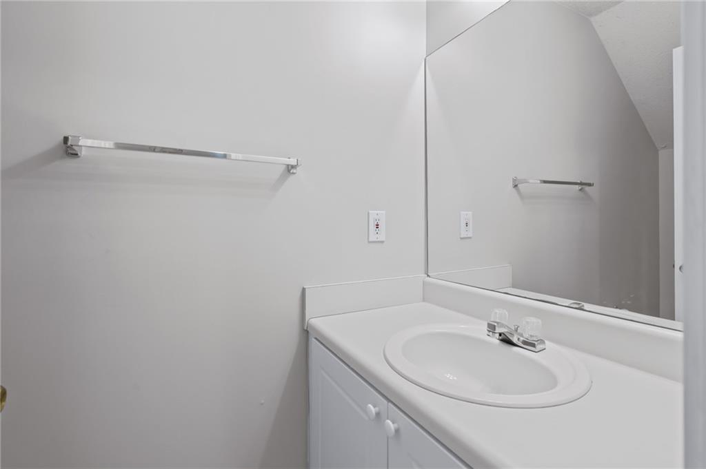 308 Goldenrod Drive, Stockbridge, Georgia image 7