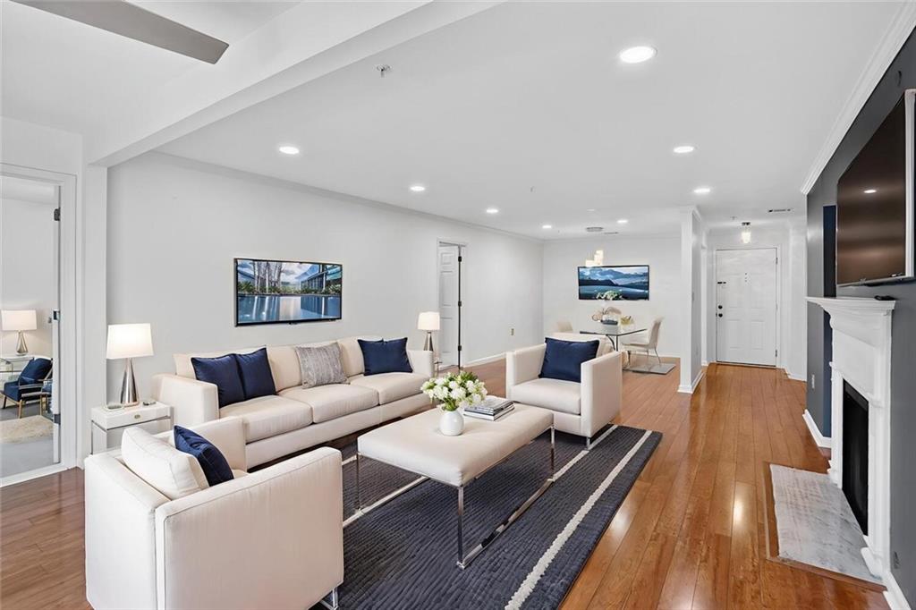 27207 Plantation Drive NE