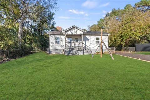 5476 OLD ROCKBRIDGE Road Stone Mountain GA 30083