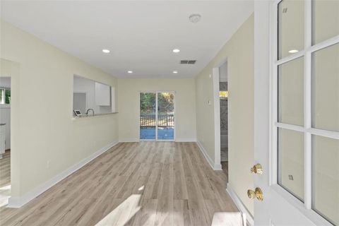 5476 OLD ROCKBRIDGE Road Stone Mountain GA 30083