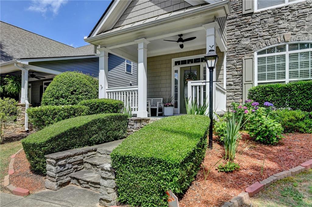 595 STONEPARK Lane