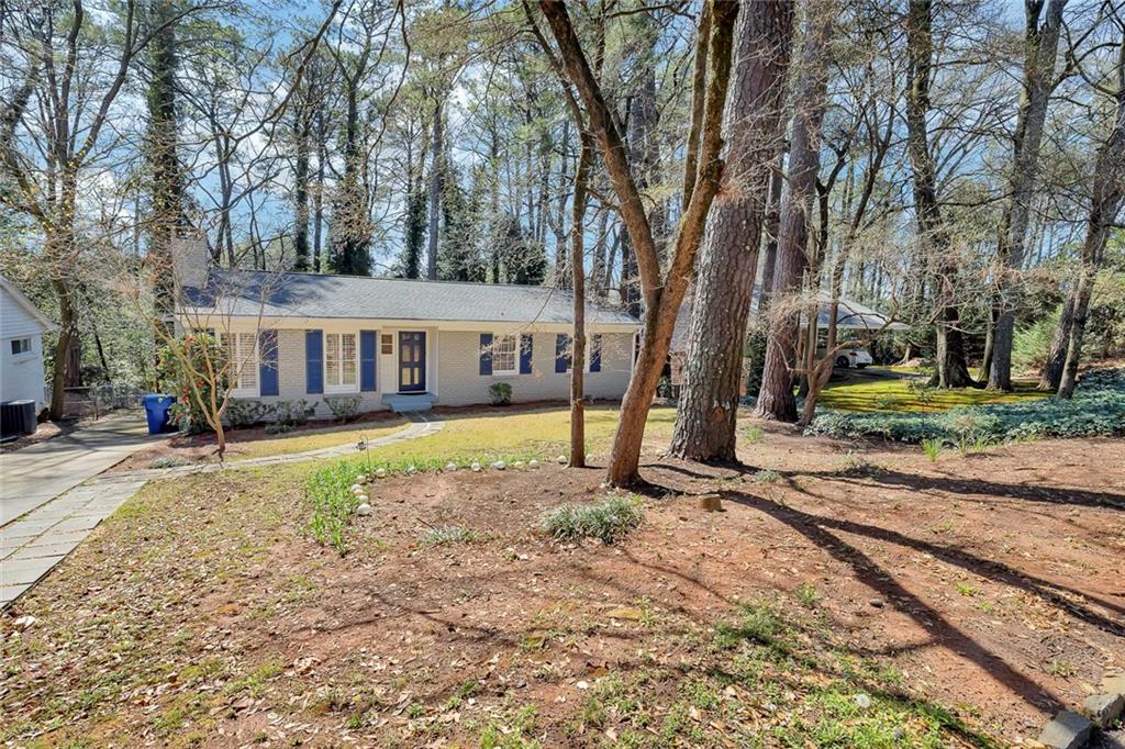 807 Cardova Drive NE