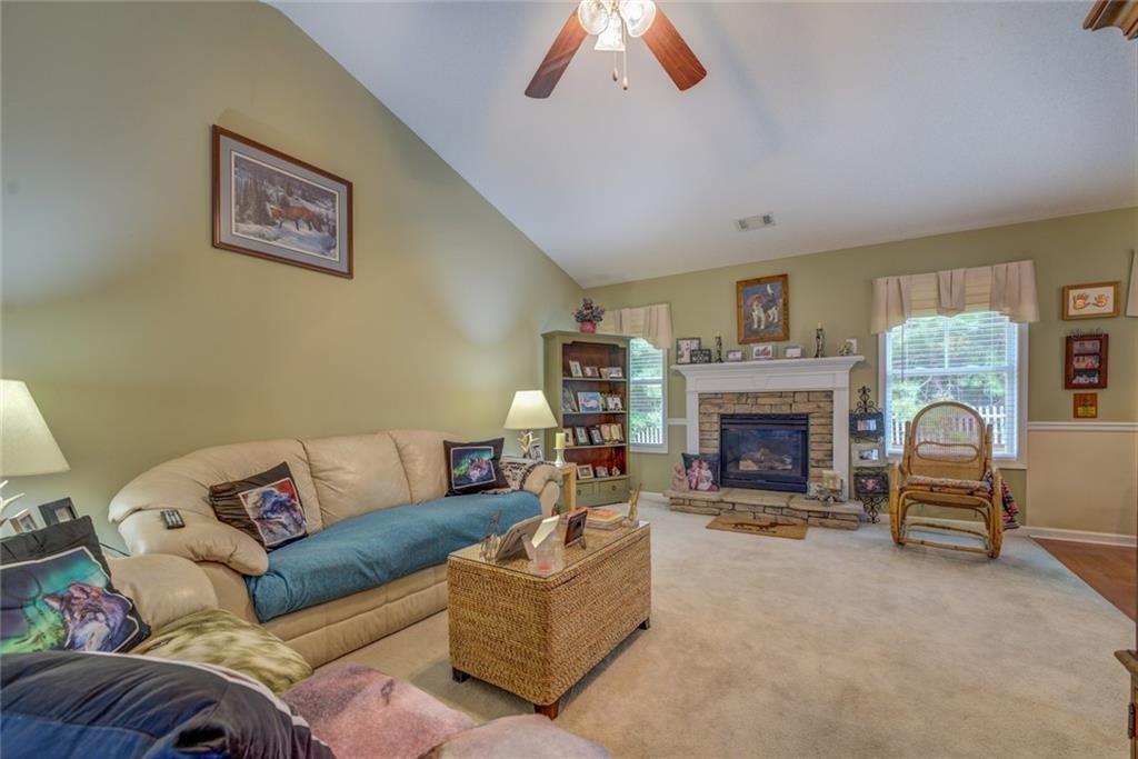 3894 Potomac Walk Court, Loganville, Georgia image 15