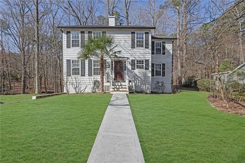 Photo of 385 Tyson Circle, Roswell, GA 30076 (MLS # 7723457)