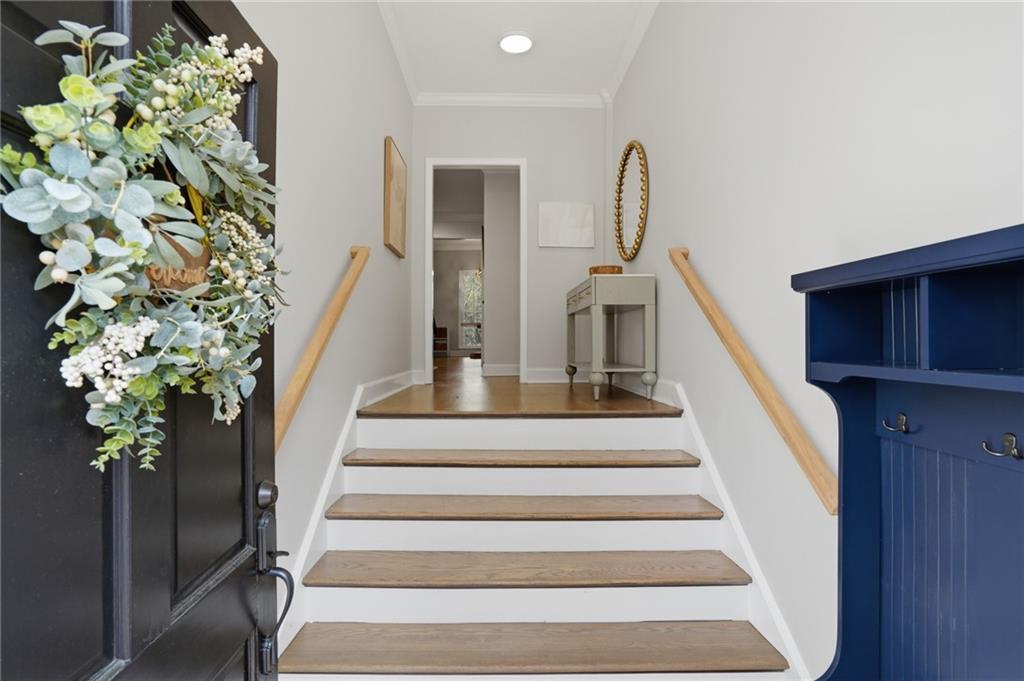 423 Jefferson Circle 423