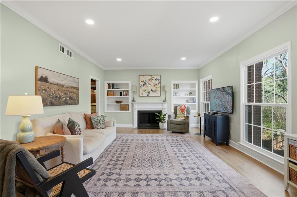 423 Jefferson Circle 423