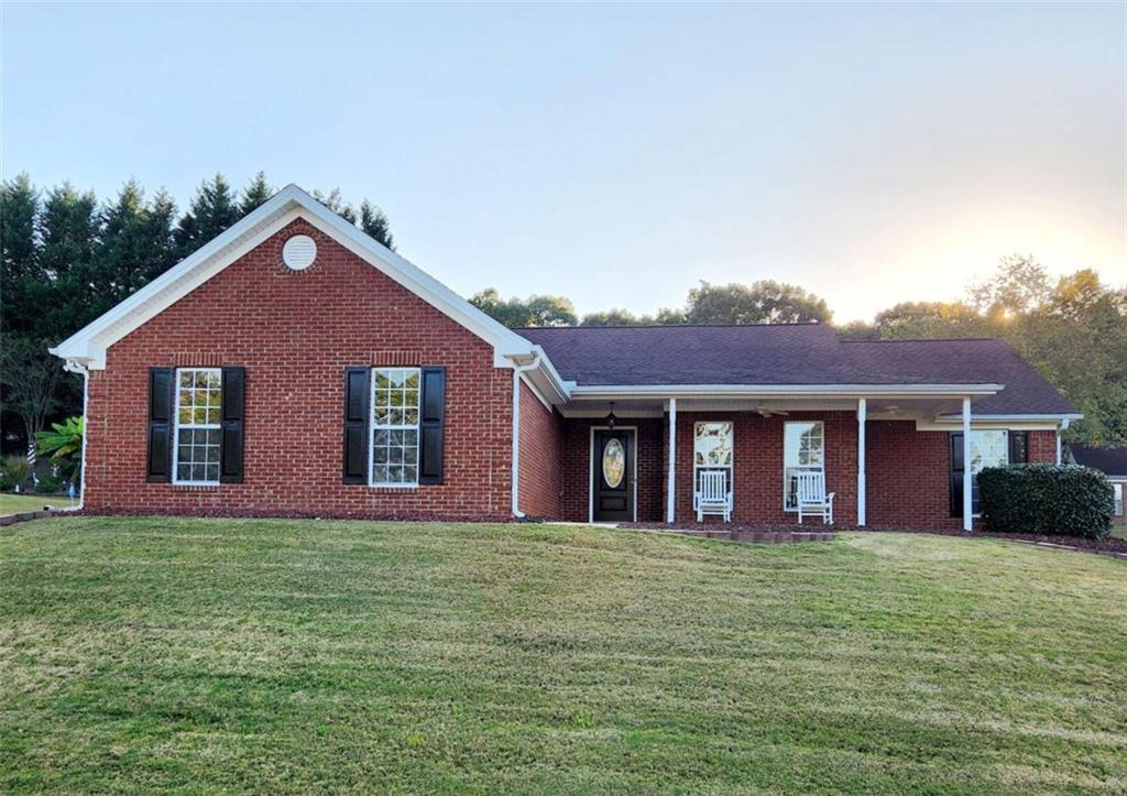 612 Teal Drive, Winder, Georgia image 1