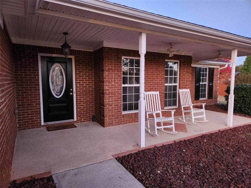 612 Teal Drive, Winder, Georgia image 5