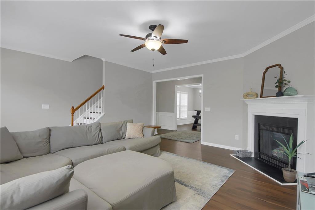 3332 Chastain Gardens Drive NW