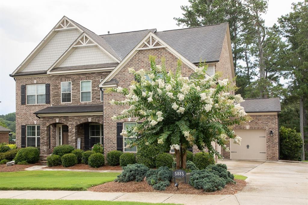 5885 Thoroughbred Way